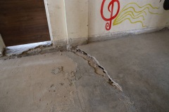 Schulfflur vor der Sanierung